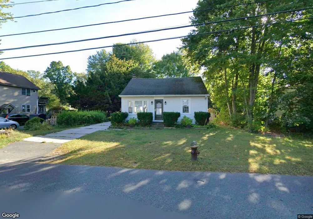 9 Oliver St, Easthampton, MA 01027 - photo 1