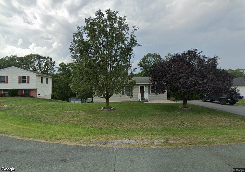 4215 Heiple Ct, Greencastle, PA 17225 - photo 1