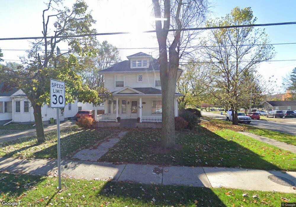 721 W Holmes Rd, Lansing, MI 48910 - photo 1