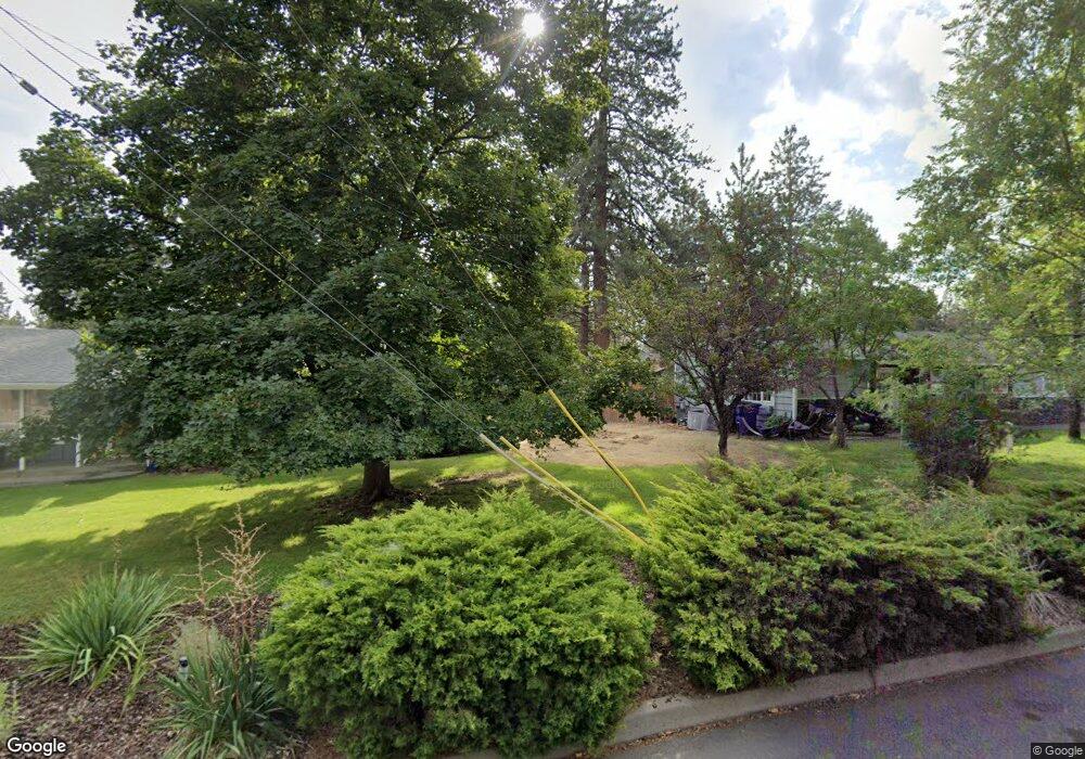 542 SE 5th St, Bend, OR 97702 - photo 1