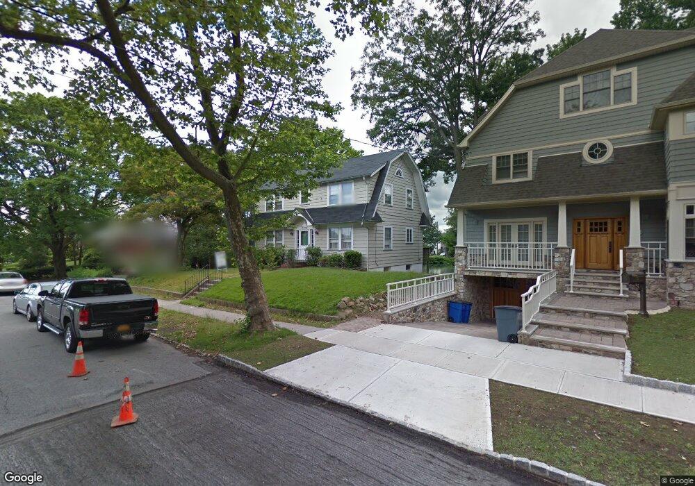 70 Allendale Rd, Staten Island, NY 10305 - photo 1