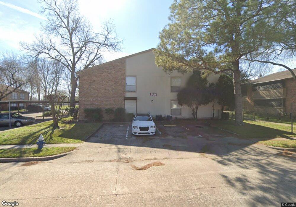 5663 Birchmont Dr unit D, Houston, TX 77091 - photo 1
