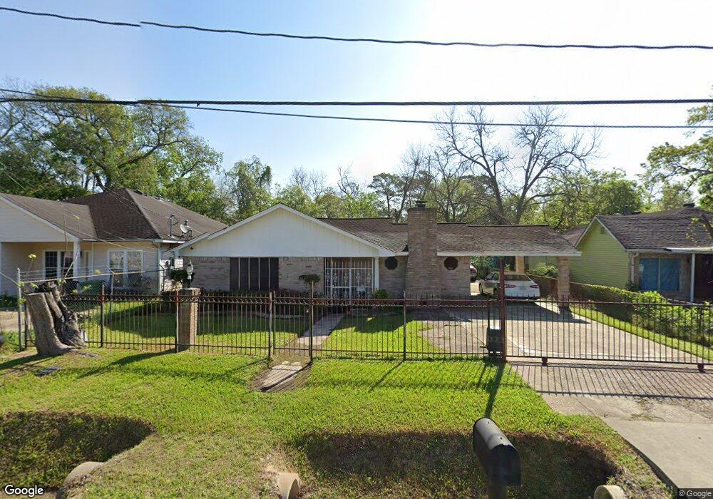 8116 Hoffman St, Houston, TX 77016 - photo 1