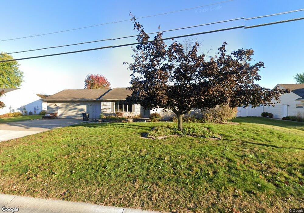 W3290 Creekview Ln, Appleton, WI 54915 - photo 1