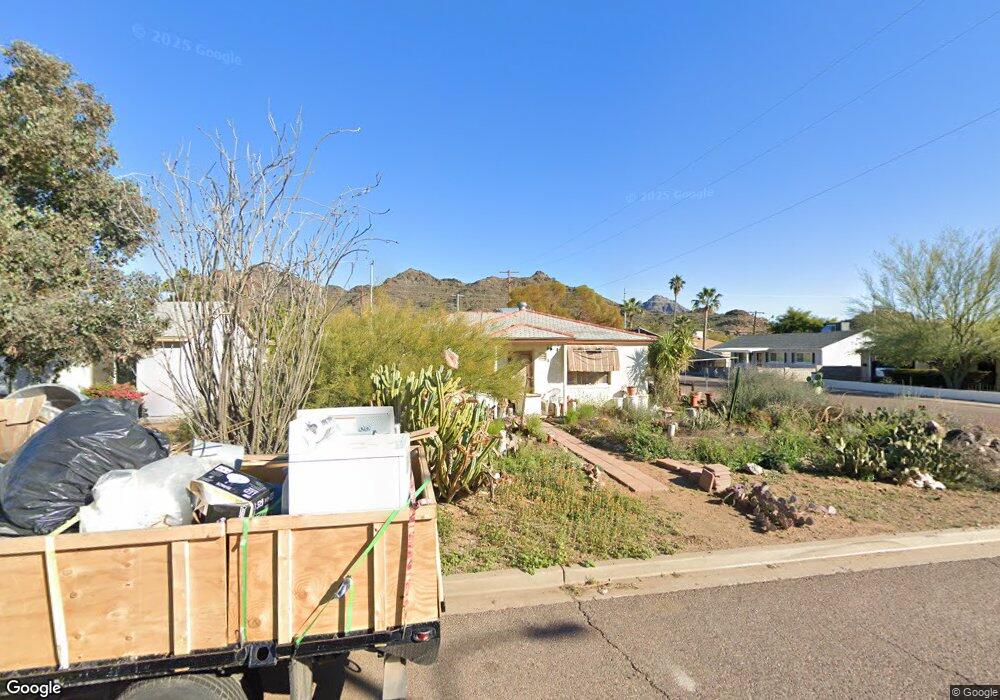 8801 N 11th Place, Phoenix, AZ 85020 - photo 1