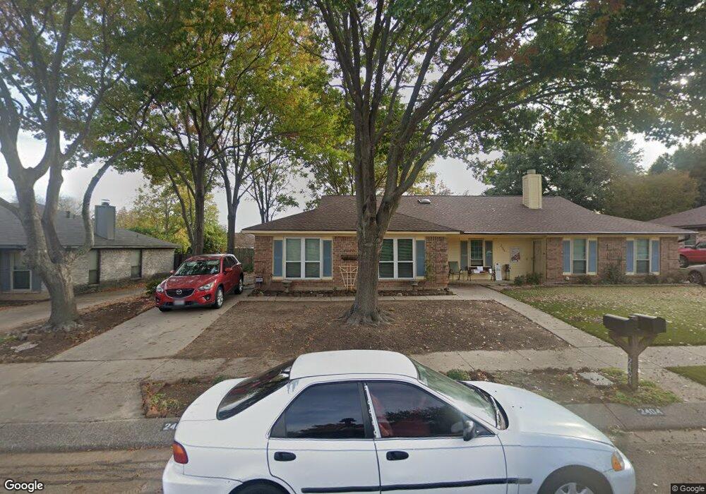 2404 Oakmont Dr, Bedford, TX 76022 - photo 1