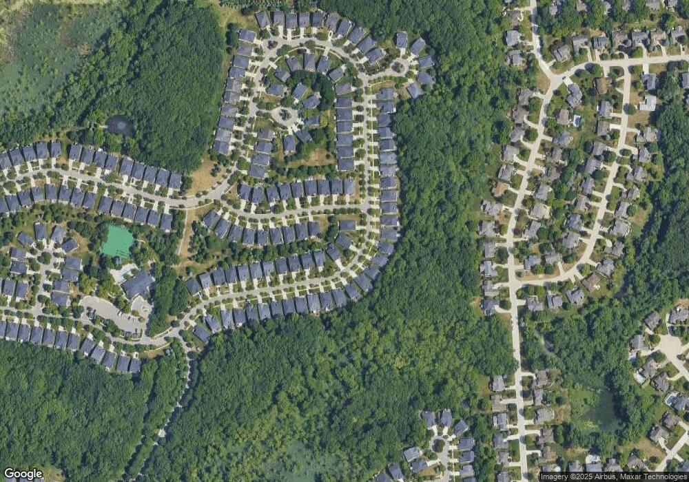 3889 Hillsdale Dr unit 120, Auburn Hills, MI 48326 - photo 1