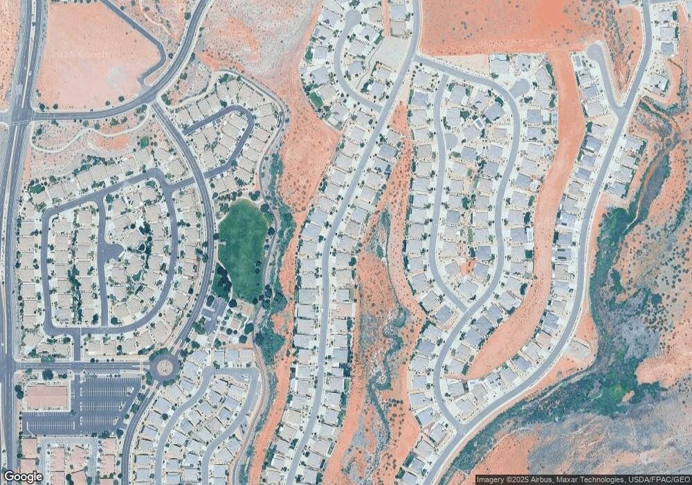 566 N Sage Crest Cir, Washington, UT 84780 - photo 1