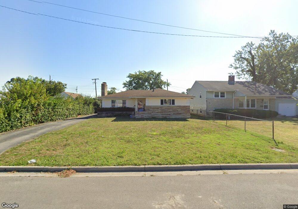 62 Pinewood Dr, Columbus, OH 43213 - photo 1