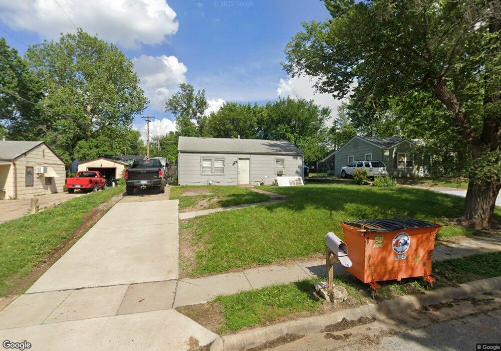 3508 SE Bryant St, Topeka, KS 66605 - photo 1