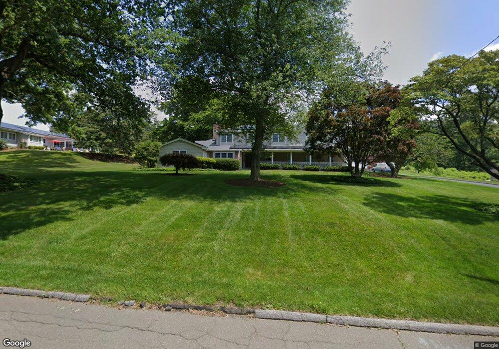 88 Thornridge Dr, Stamford, CT 06903 - photo 1