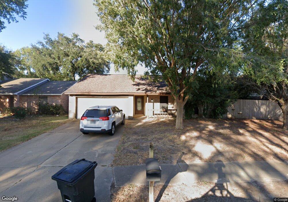 7527 Flair Oaks Dr, Houston, TX 77040 - photo 1