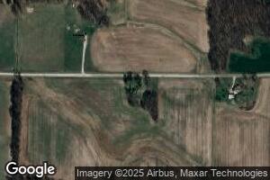 8913 E Violet Rd, Mount Vernon, IL 62864