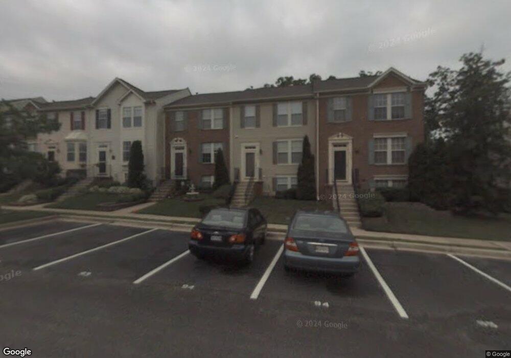 8528 Pine Meadows Dr, Odenton, MD 21113 - photo 1