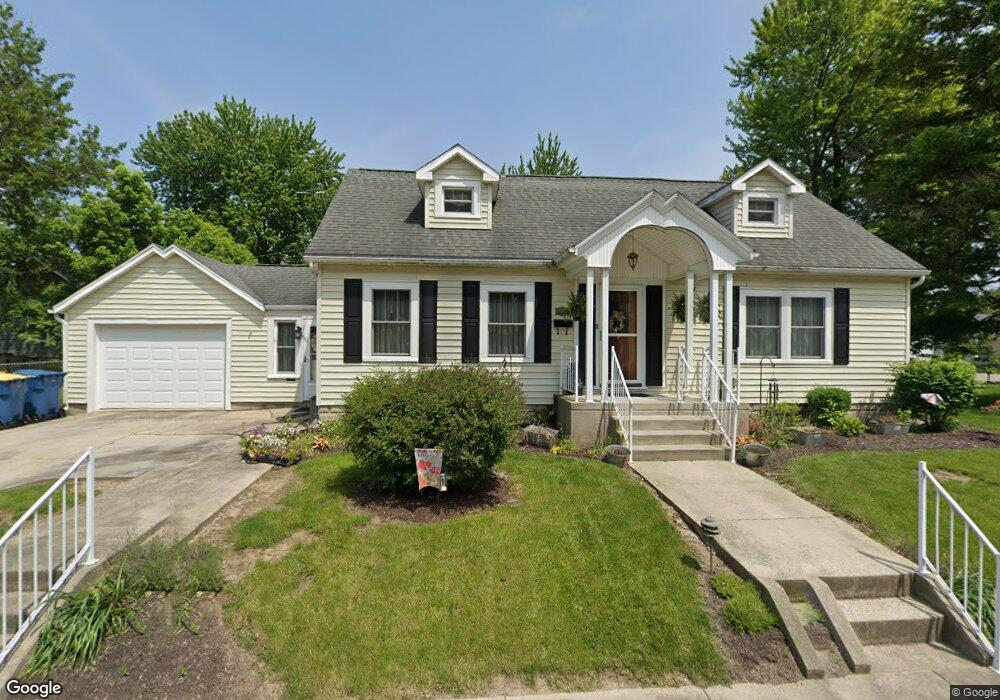 713 S Scott St, Bluffton, IN 46714 - photo 1