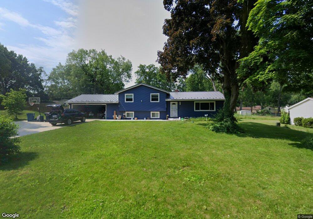 18254 Westover Dr, South Bend, IN 46637 - photo 1