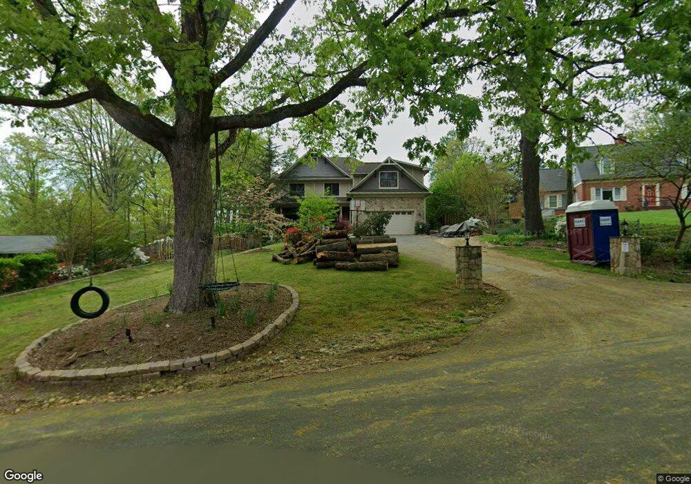 3504 Georges Ln, Falls Church, VA 22044 - photo 1