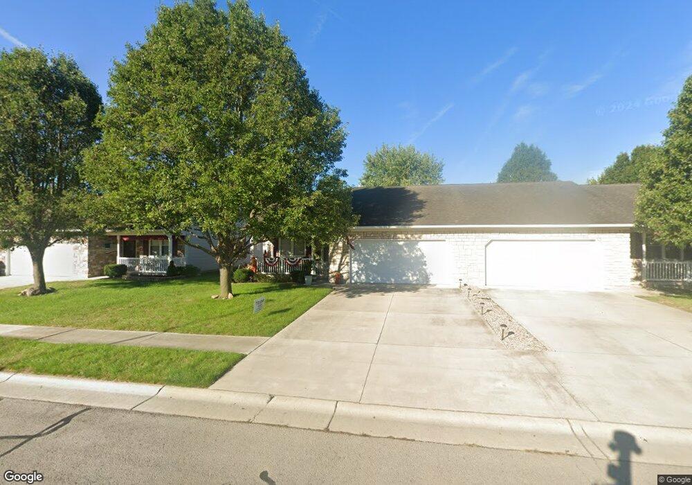 111 Cheyenne Dr, Wapakoneta, OH 45895 - photo 1