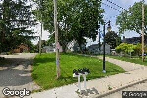 N52W34999 W Lake Dr, Okauchee Lake, WI 53069