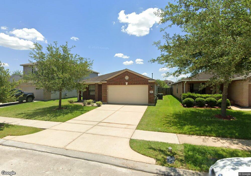 8726 Spurflower Path Ln, Houston, TX 77075 - photo 1
