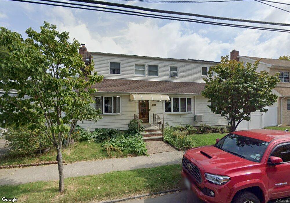 4939 164th St, Fresh Meadows, NY 11365 - photo 1