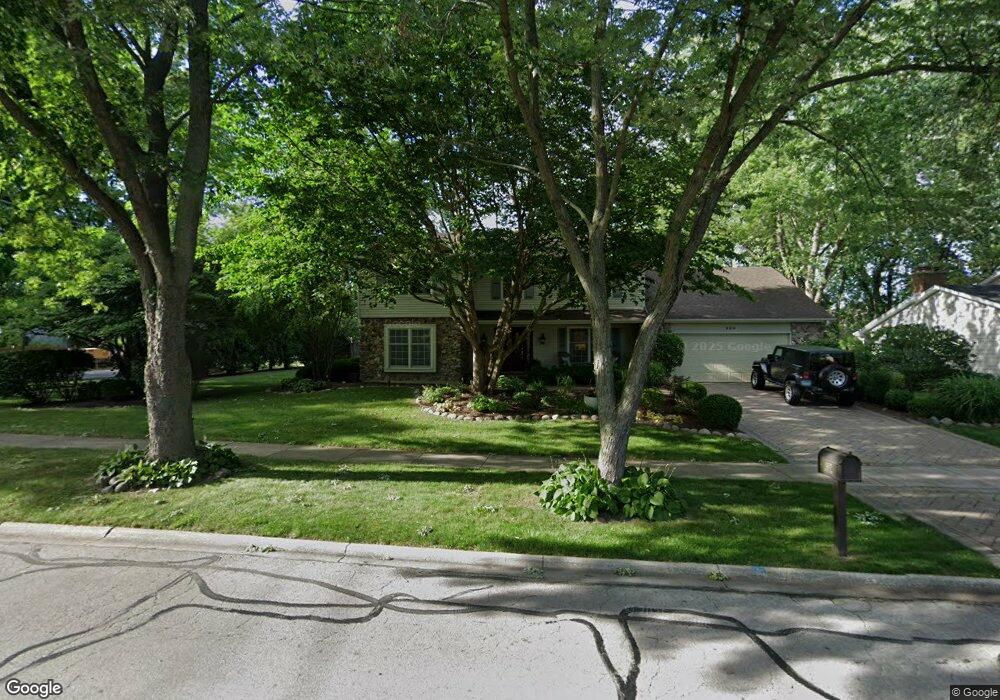 800 Huntleigh Dr, Naperville, IL 60540 - photo 1