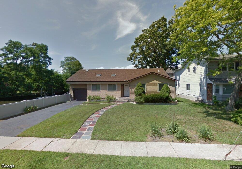 2057 Hampton Way, Merrick, NY 11566 - photo 1