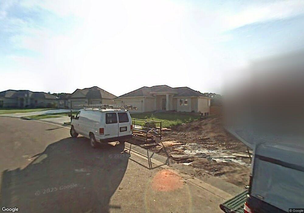 2616 SW Windermere Ct, Topeka, KS 66614 - photo 1