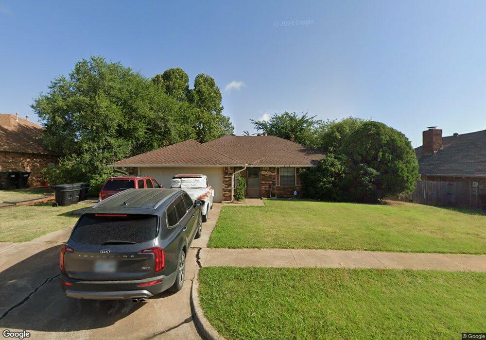 1317 SE 2nd St, Moore, OK 73160 - photo 1