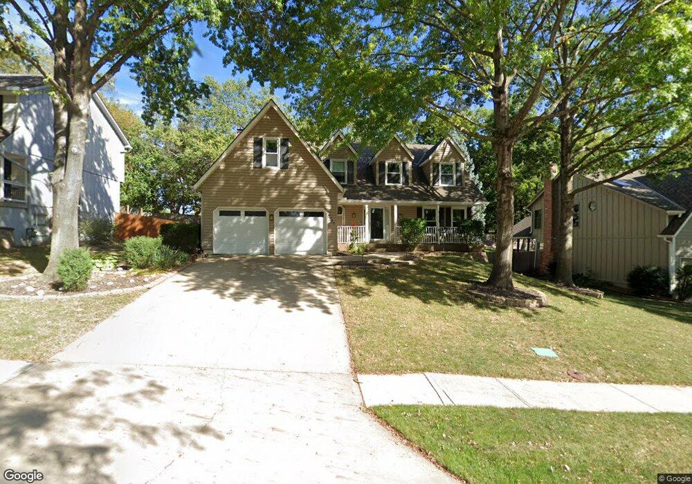 6837 Alden St, Shawnee, KS 66216 - photo 1