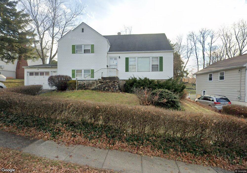 40 Dexter Rd, Yonkers, NY 10710 - photo 1