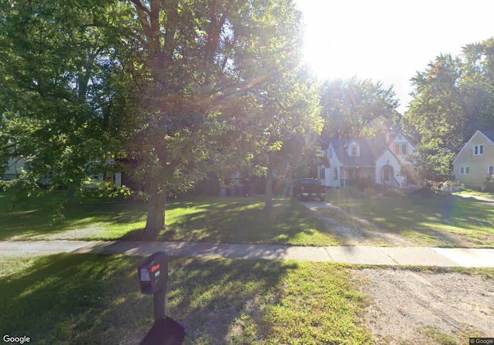 1136 Ball Ave NE, Grand Rapids, MI 49505 - photo 1
