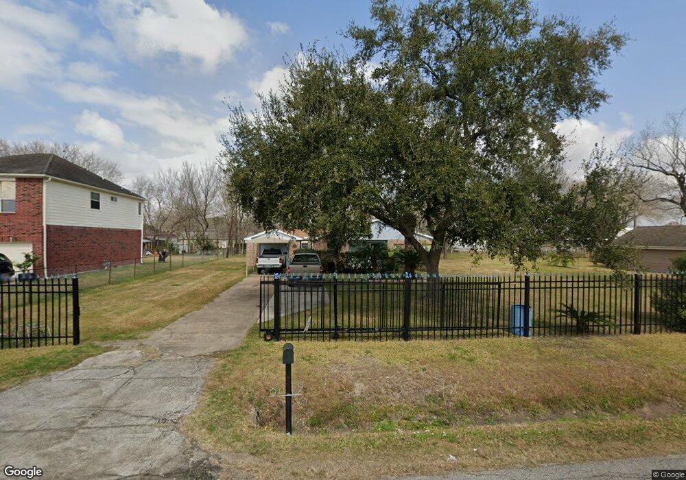 8419 Swiftwater Ln, Houston, TX 77075 - photo 1