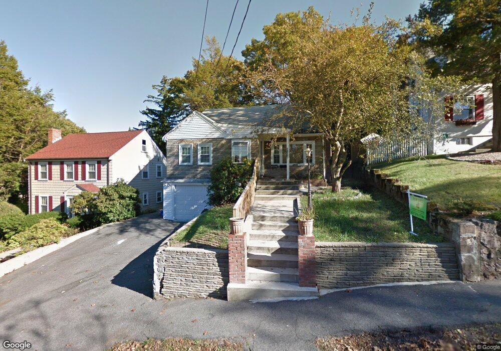 81 Crown St, Milton, MA 02186 - photo 1