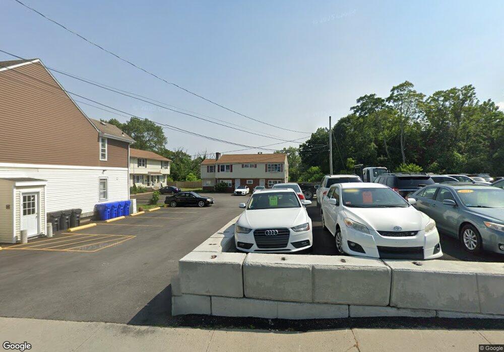 592 Weeden St, Pawtucket, RI 02860 - photo 1