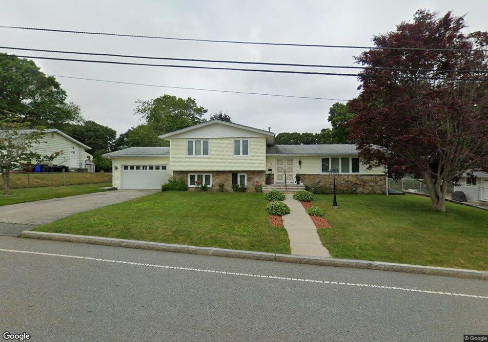 268 Stonehaven Rd, Fall River, MA 02723 - photo 1