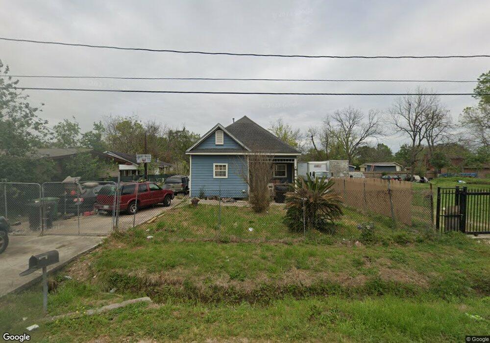 1018 Marjorie St, Houston, TX 77088 - photo 1
