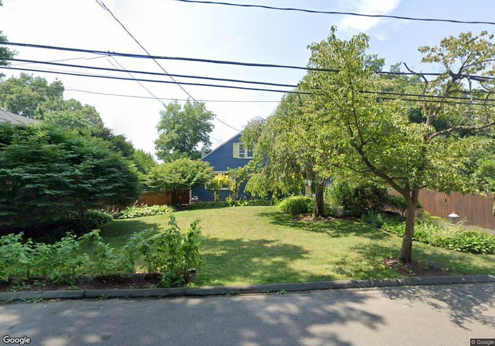 139 Ridge Park Ave, Stamford, CT 06905 - photo 1