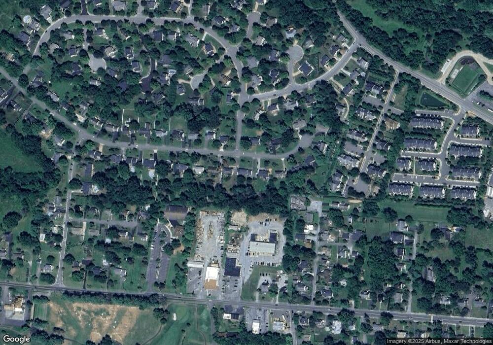 640 W Country Club Dr, Purcellville, VA 20132 - photo 1