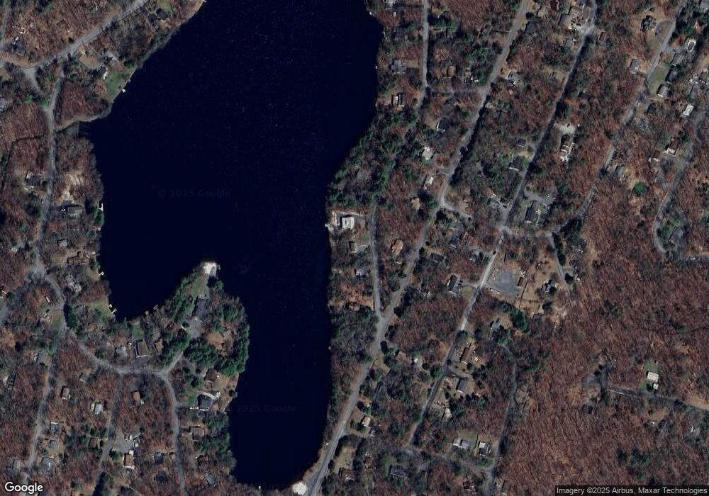 153 E Lake View Dr, Dingmans Ferry, PA 18328 - photo 1