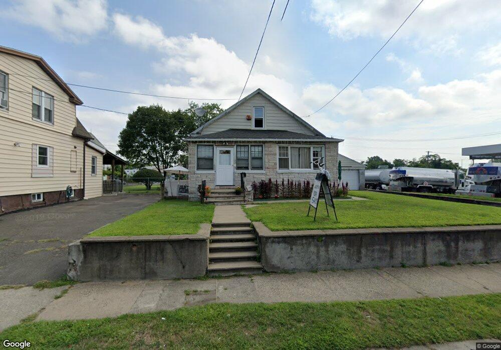 68 Hollister Ave, Bridgeport, CT 06607 - photo 1