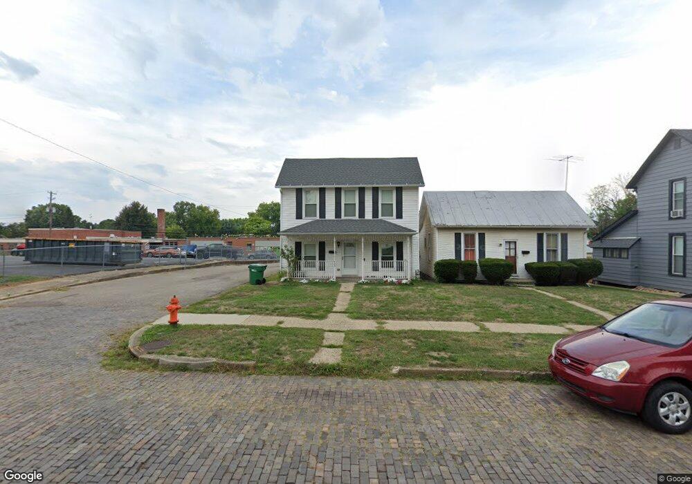 423 E Franklin St, Circleville, OH 43113 - photo 1