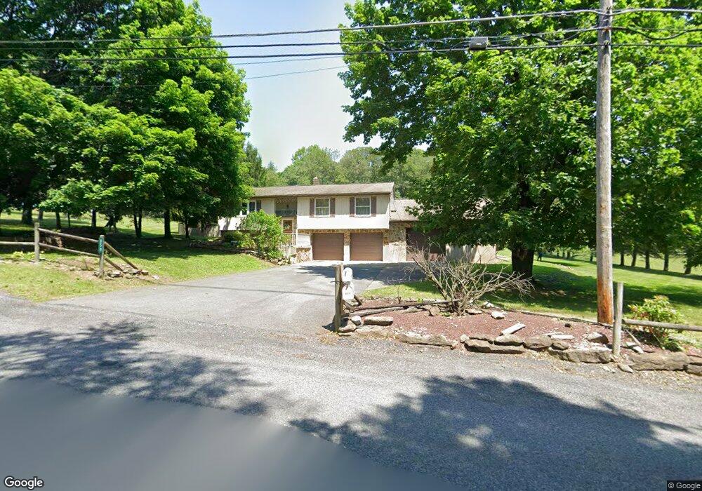 858 Copella Rd, Bath, PA 18014 - photo 1