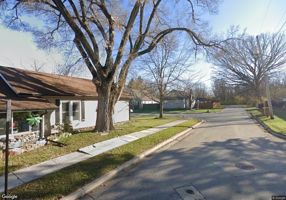 407 E 2nd St, Oglesby, IL 61348 - photo 1