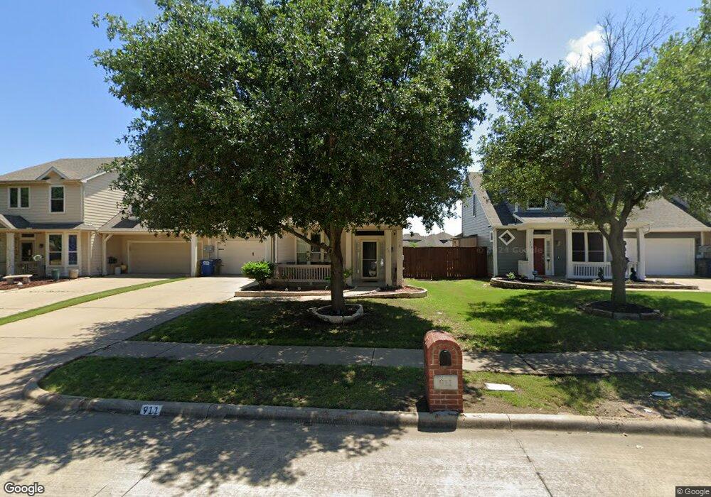 911 Chickesaw Ln, Wylie, TX 75098 - photo 1