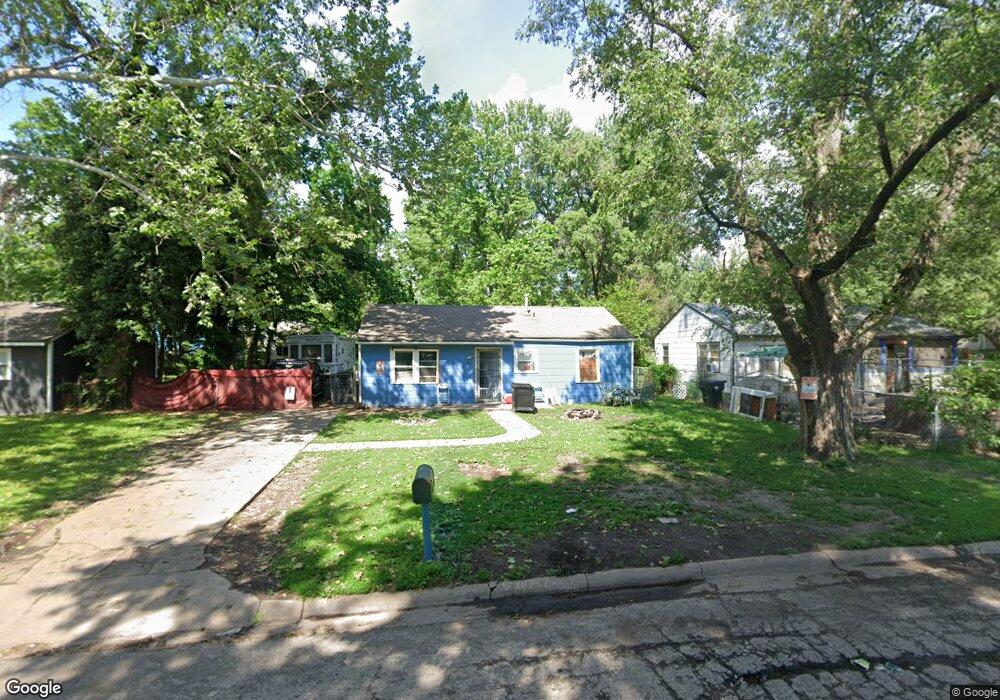 3456 SE Girard St, Topeka, KS 66605 - photo 1