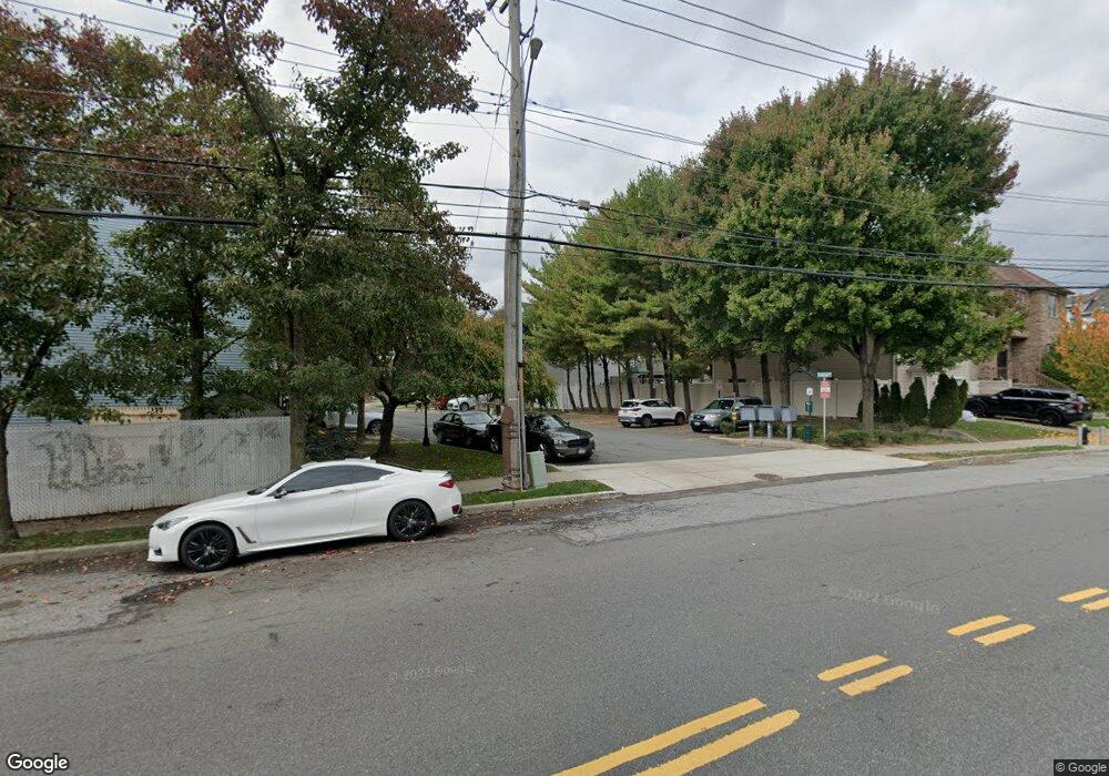 206 Pembrook Loop, Staten Island, NY 10309 - photo 1