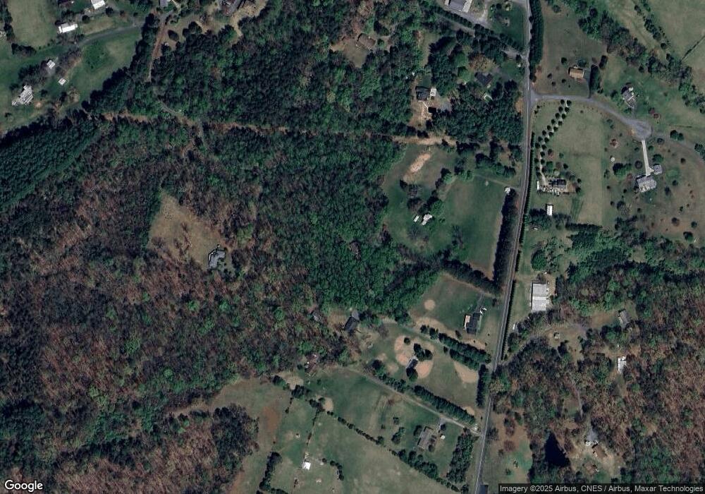 6122 Advance Mills Rd, Ruckersville, VA 22968 - photo 1