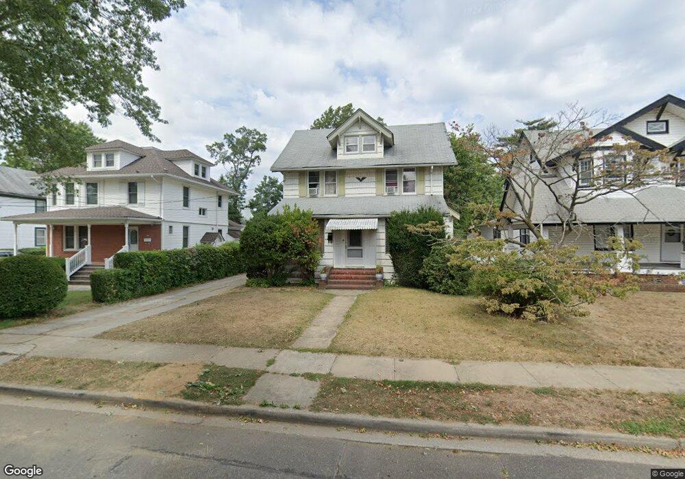 55 7th St, Valley Stream, NY 11581 - photo 1