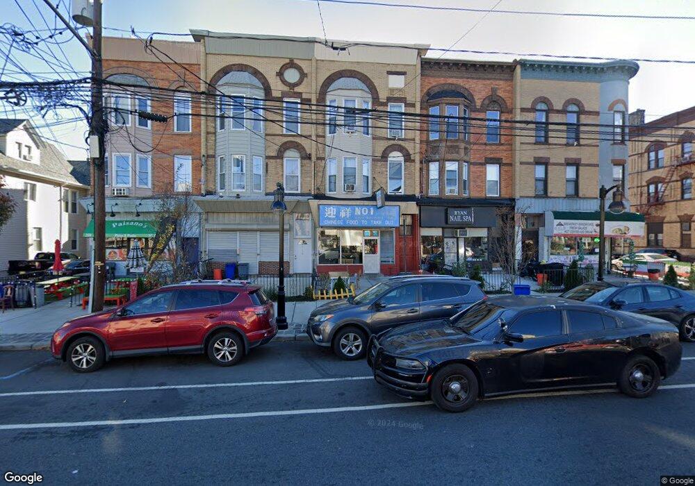 2502 Palisade Ave, Weehawken, NJ 07086 - photo 1